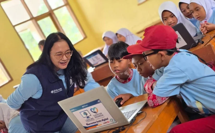 Guru Hebat Tapi Capek Sistem: Mengajar Ideal Tapi Terjebak Realita